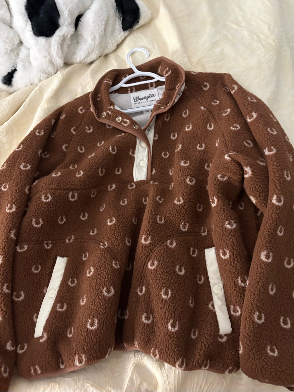 Wrangler Brown Sherpa Pullover with Cream Accents